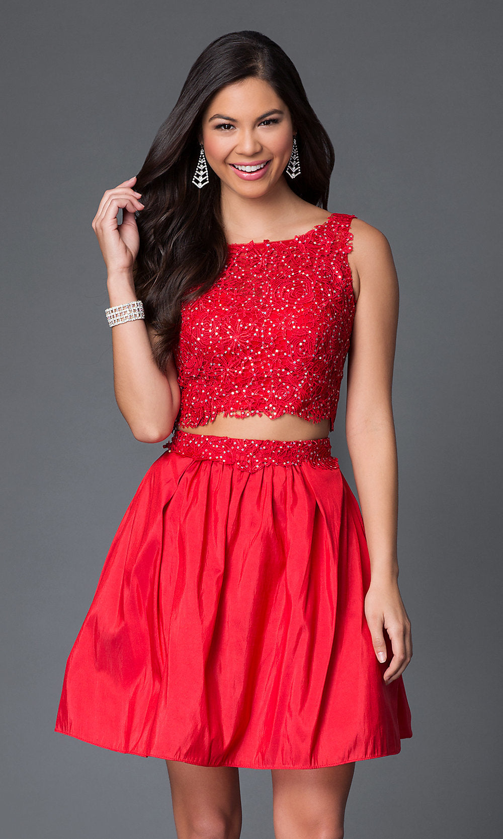 Velveis | Chic Two-Piece Lace-Bodice Short Party Dress